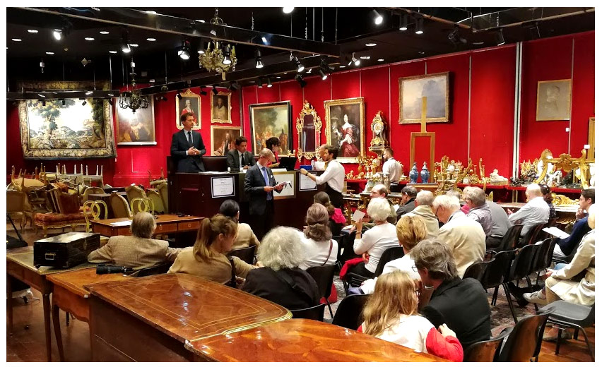 La célèbre salle d'enchères de l'Hôtel Drouot de Paris